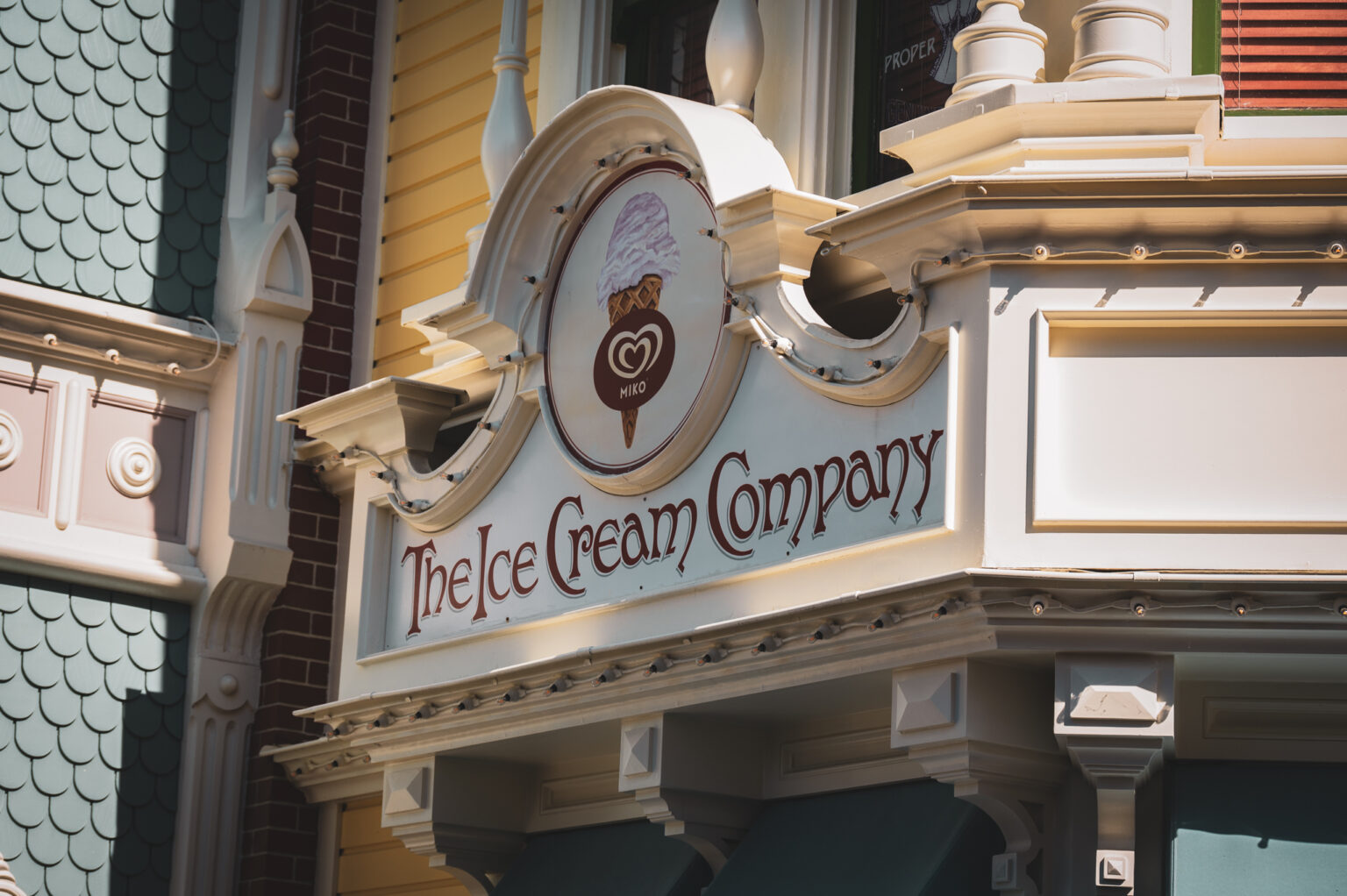 © DLP Explorers