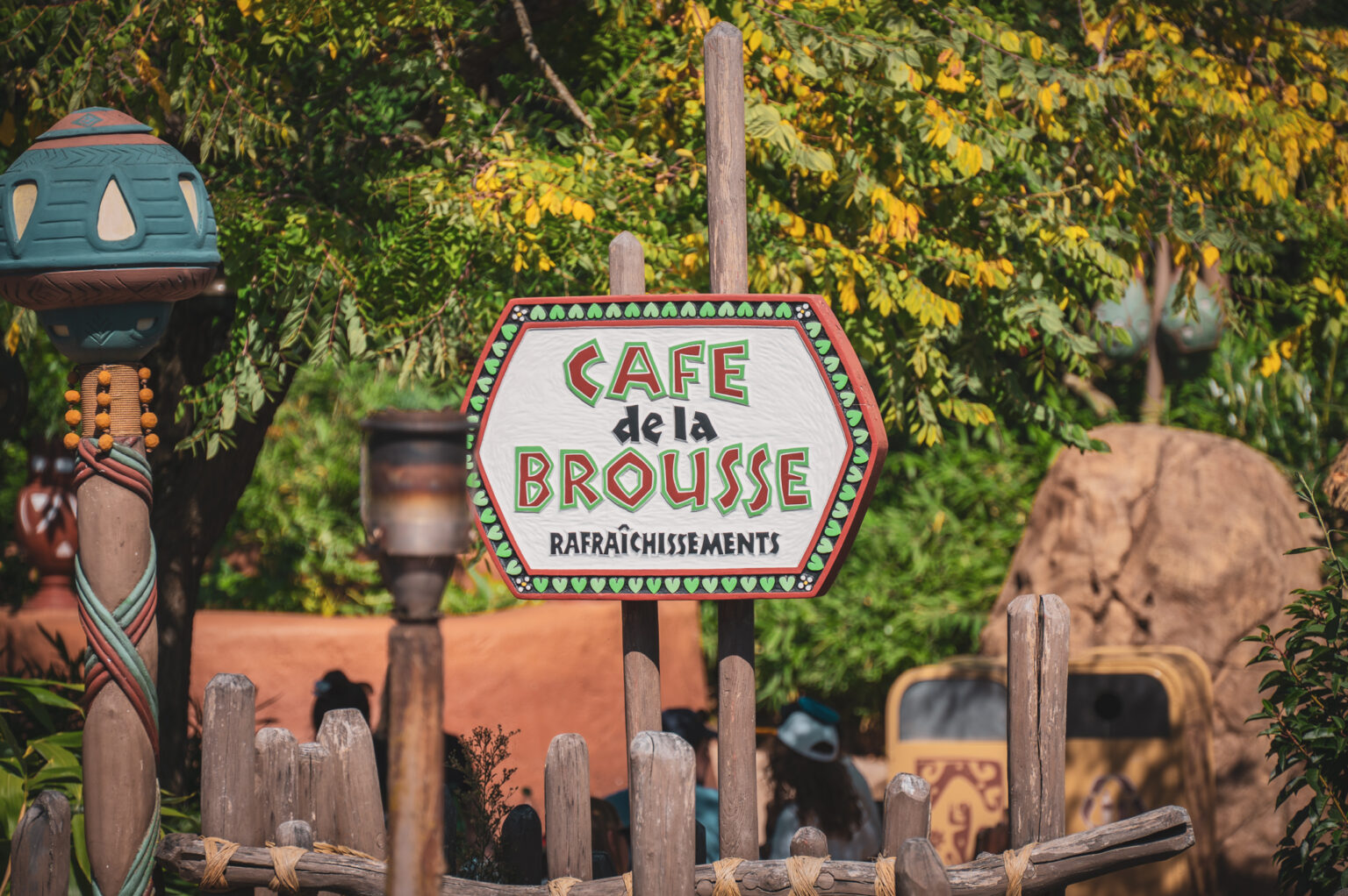 © DLP Explorers