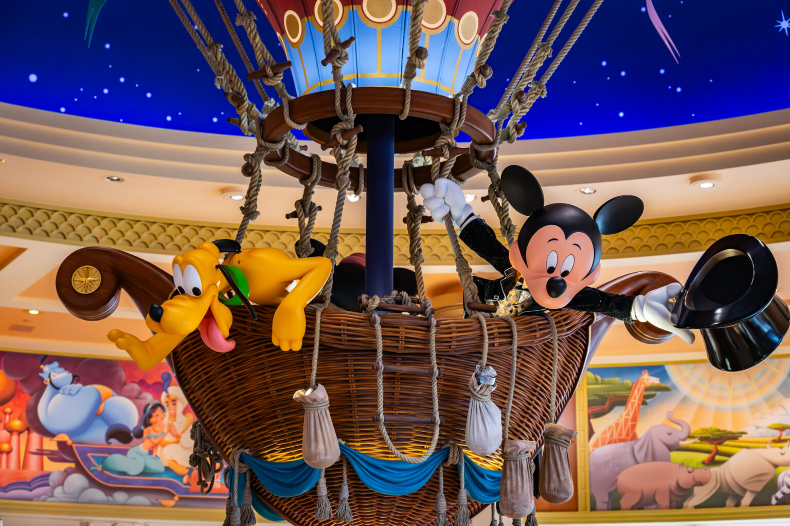 World of Disney World of Disney - © DLP Explorers