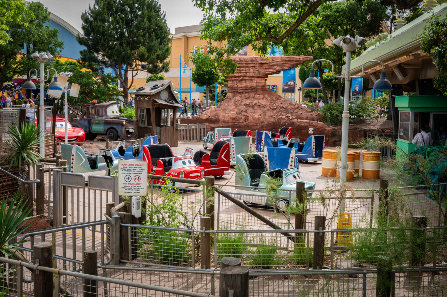 © DLP Explorers