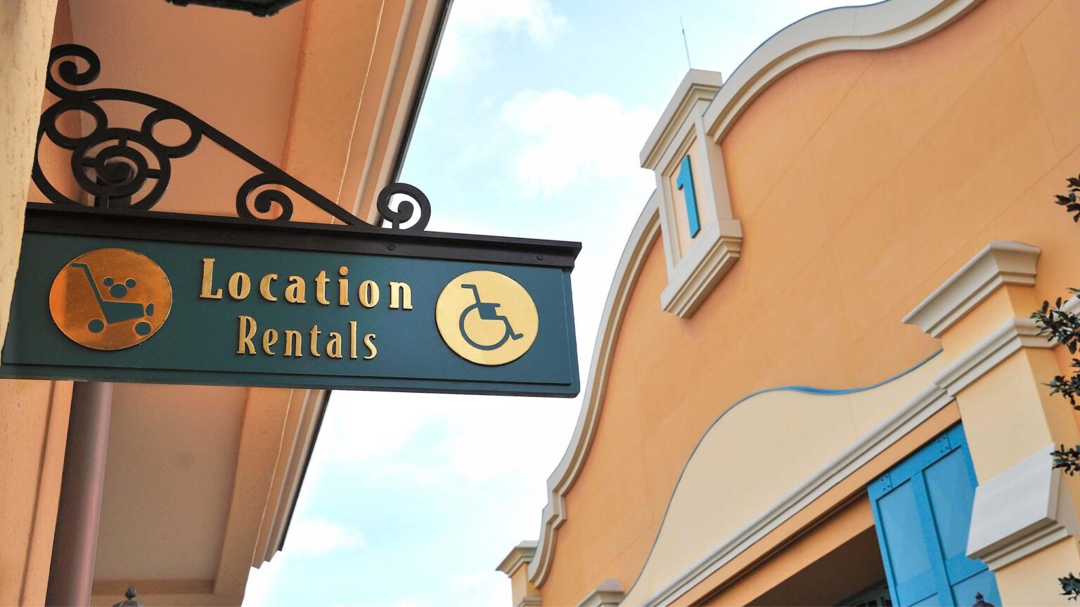 Kinderwagen- en rolstoelverhuur - © Disney