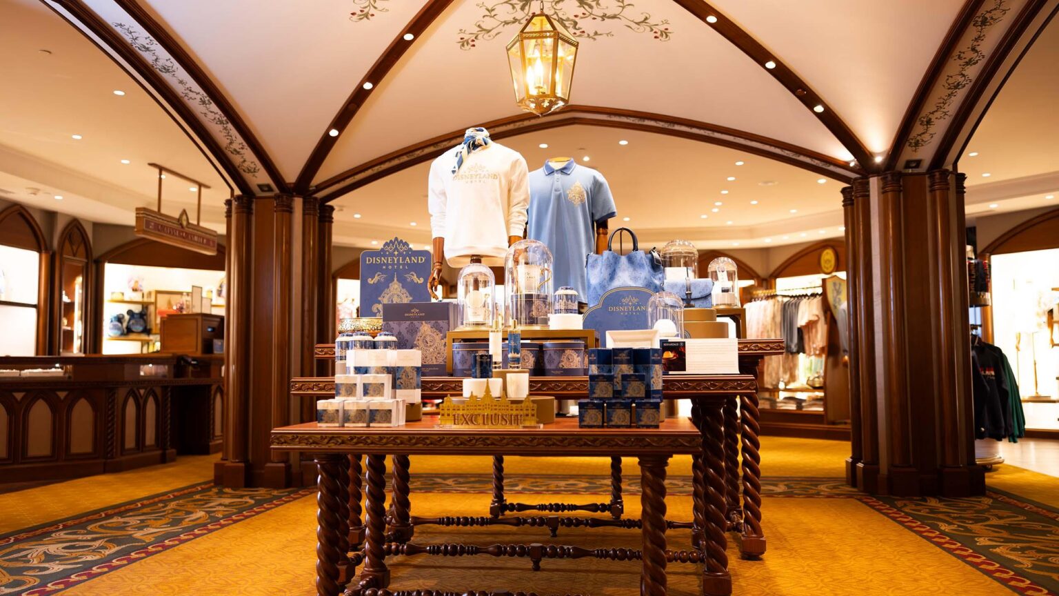 Royal Collection Boutique - © Disney