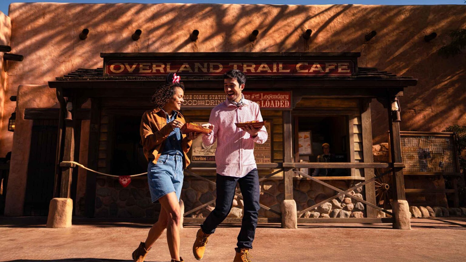 Overland Trail Cafe - © Disney