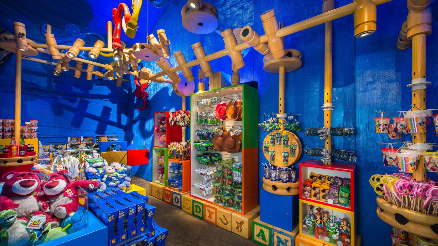 Toy Story Playland Boutique - © Disney