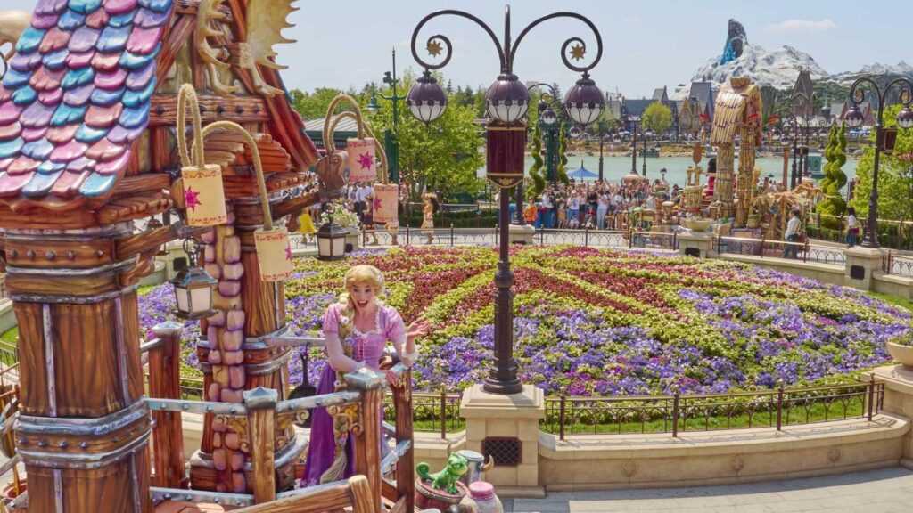 Adventure Way Adventure Way - © Disney